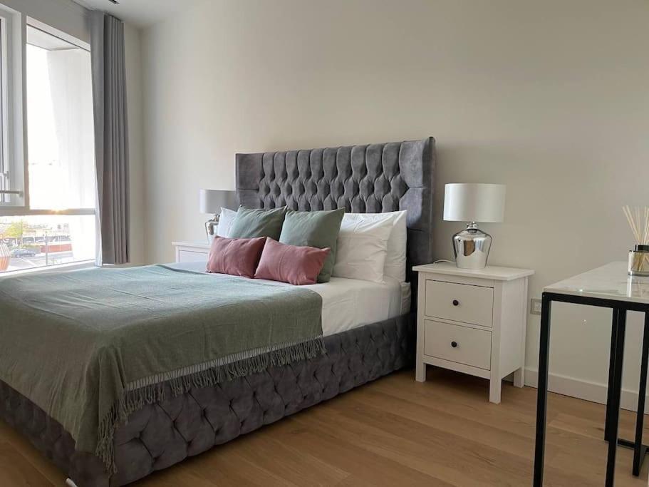 Luxury 3 Bed 3 Bath In Apartamento